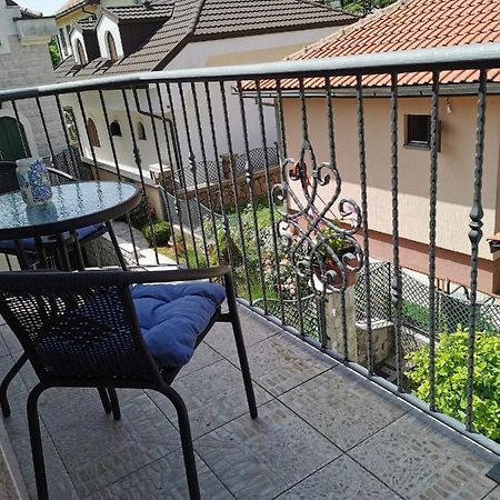 Apartman Iva 采蒂涅 外观 照片